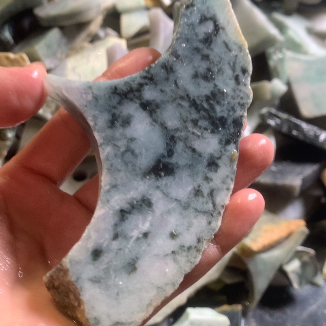 翡翠颈饰未镶嵌缅甸翡翠