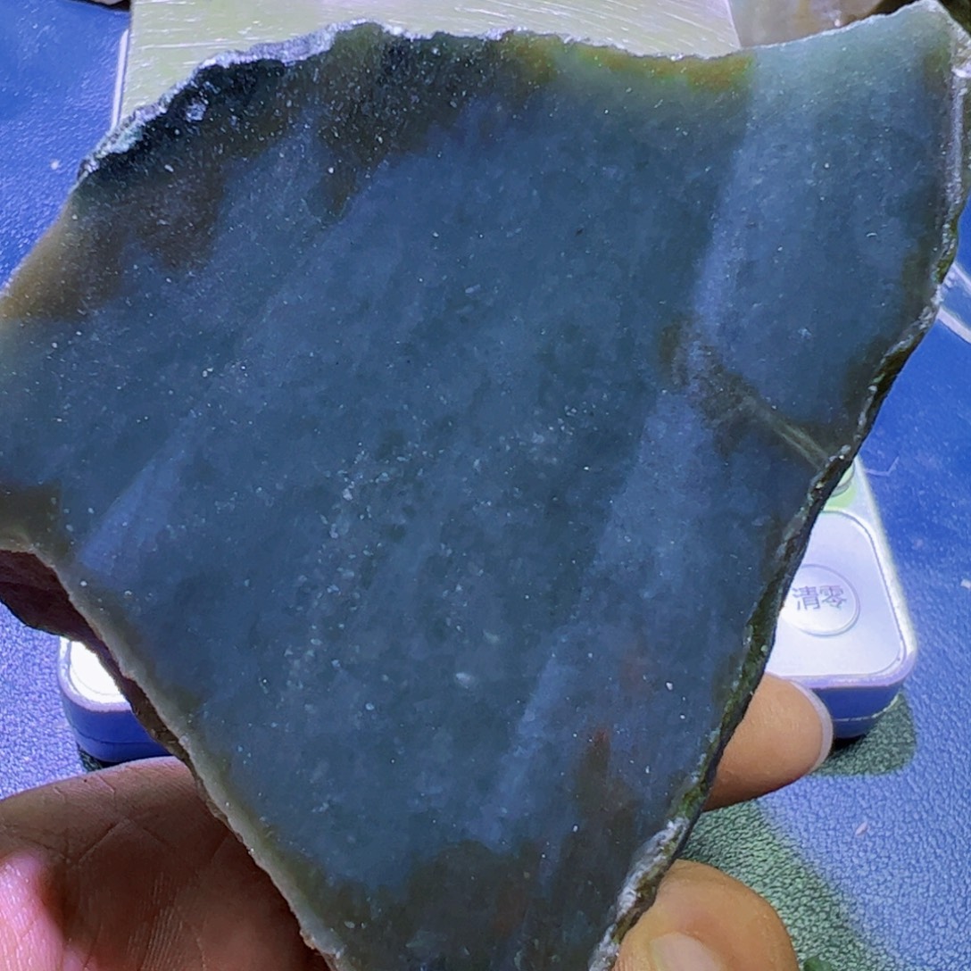 未镶嵌和田玉（糖玉）珠宝半成品
