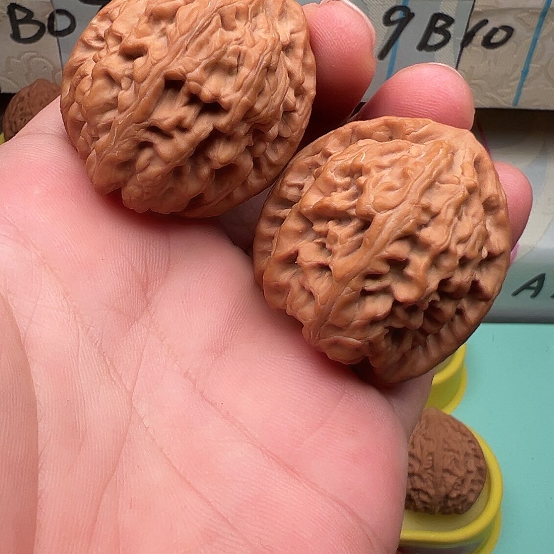 2***字文玩核桃吊坠红锦鲤40