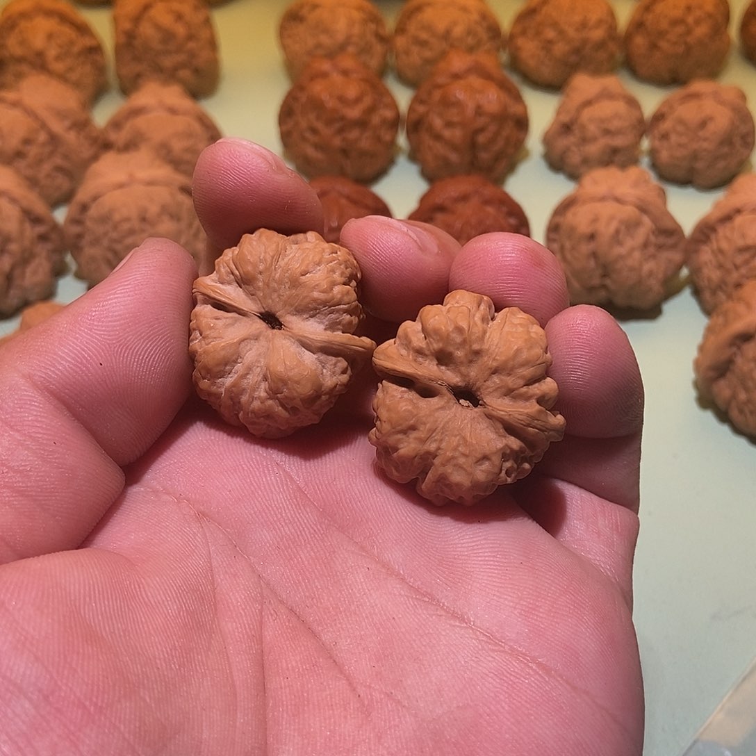 文玩核桃吊坠用****2蛤蟆头30一对