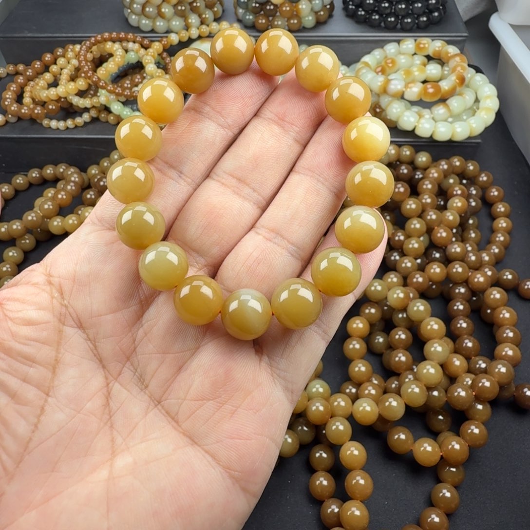 和田玉未镶嵌手链