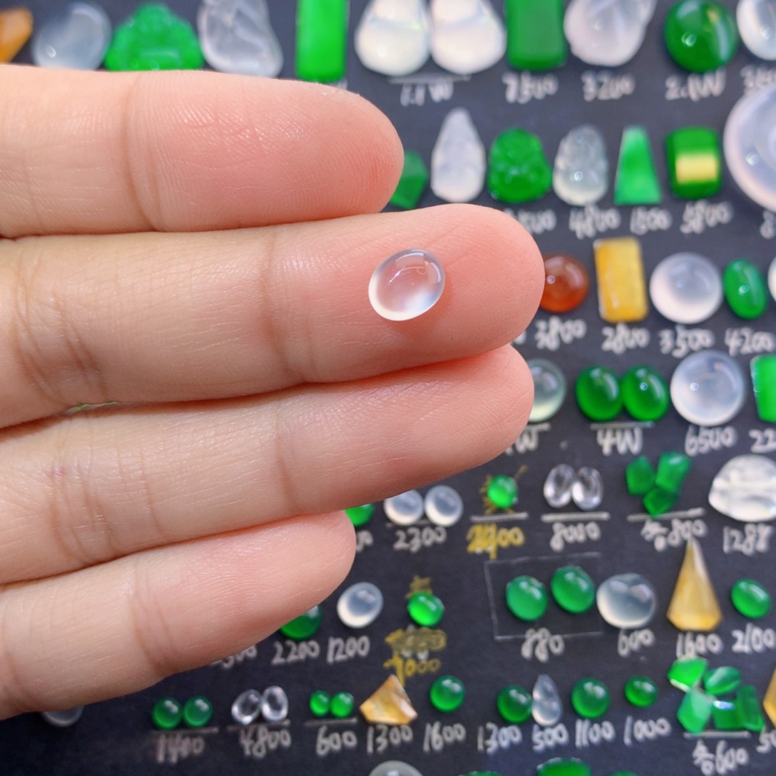 翡翠未镶嵌颈饰天然翡翠玉石蛋面