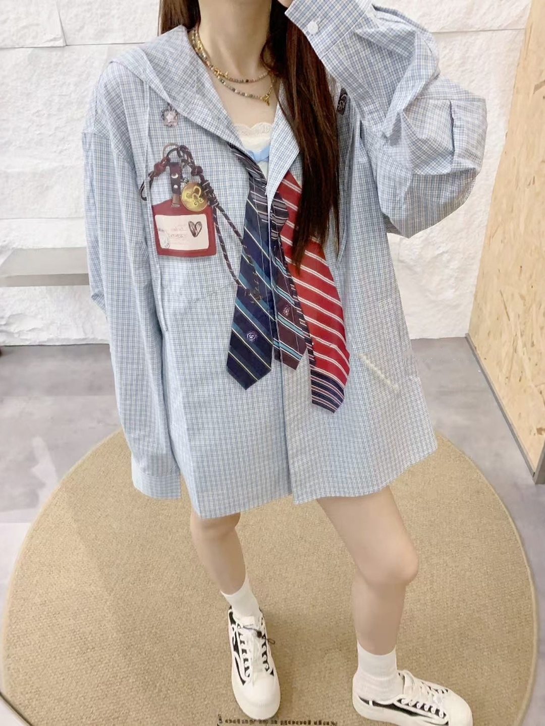 亲妈~格子连帽衬衫2025秋新款趣味3D打印领带工牌挂饰宽松上衣