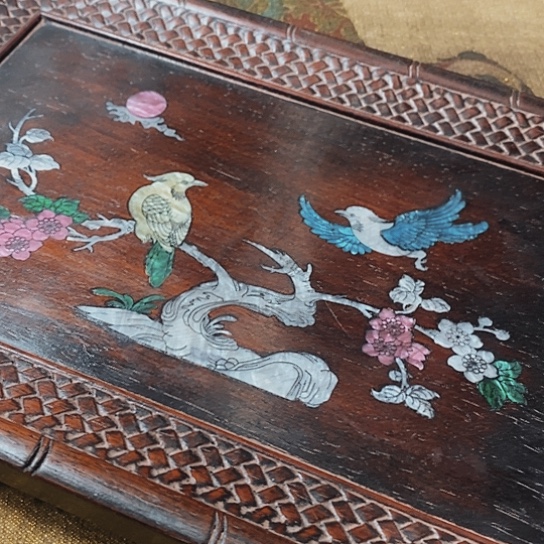 d h m n k m v m l h lv m k