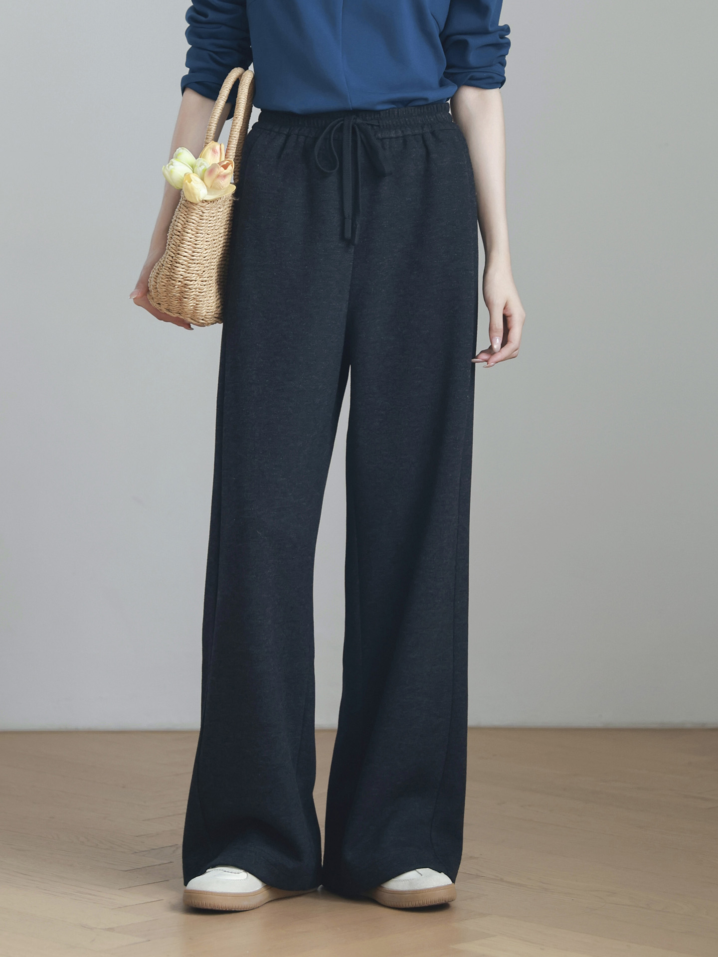 秋冬新款加厚醋酸直筒裤女松紧腰显瘦宽松休闲百搭阔腿裤