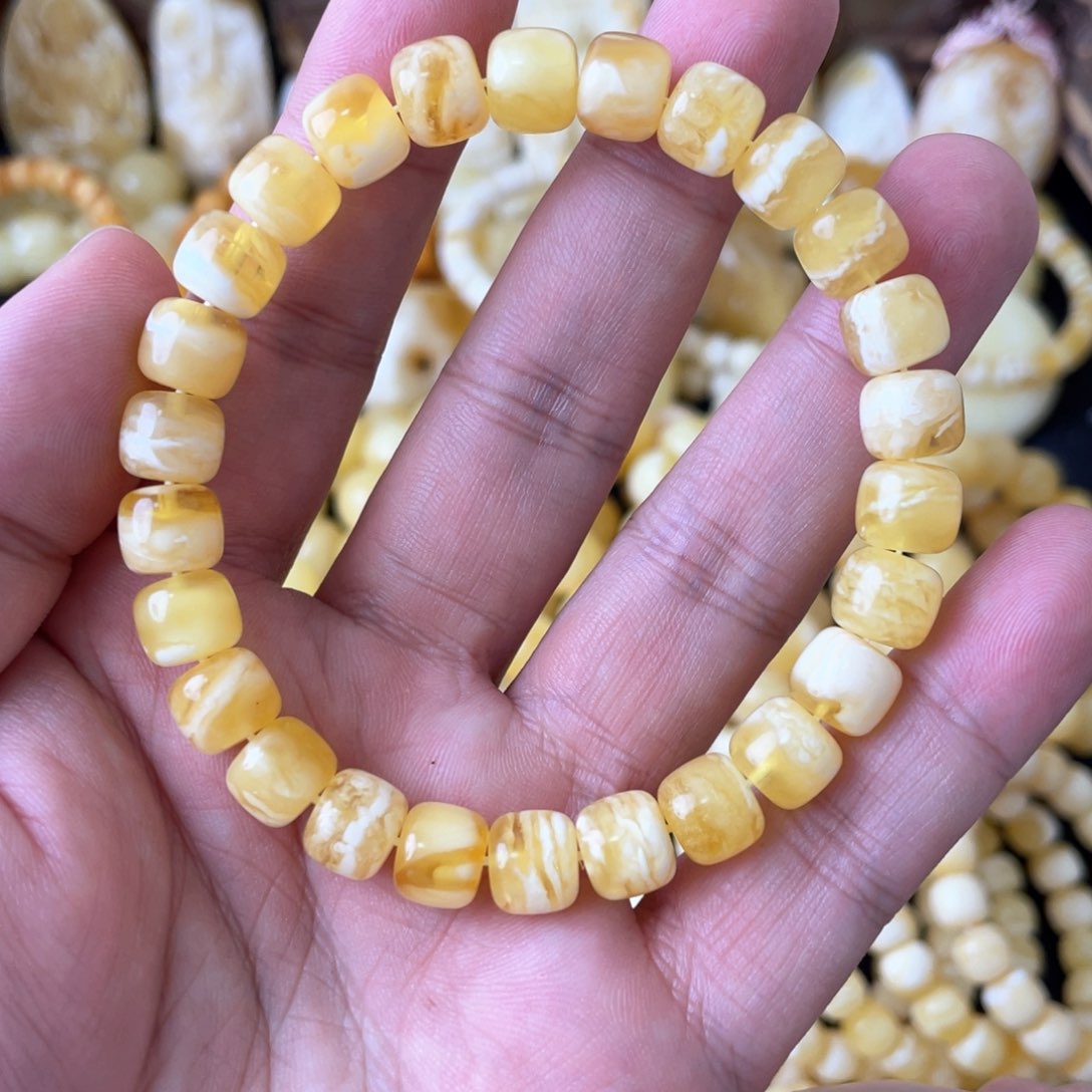 琥珀手串未镶嵌9mm俄料金瓷白精工老型手串