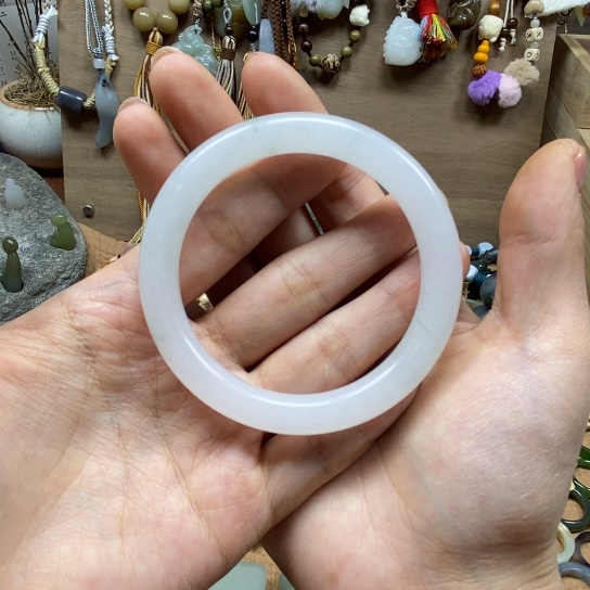 石英质玉（非洲翠）未镶嵌手镯天山翠