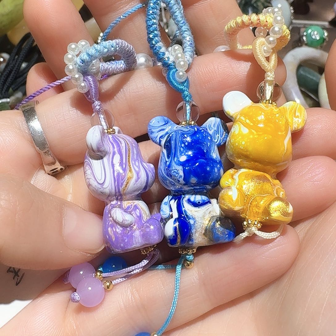 个性十足小熊挂件