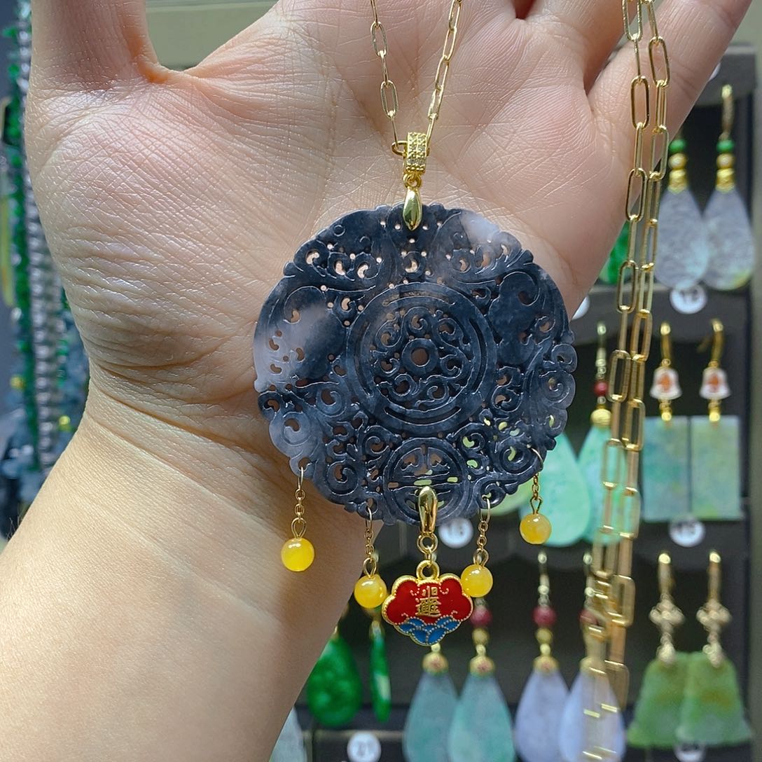 未镶嵌翡翠耳饰翡翠