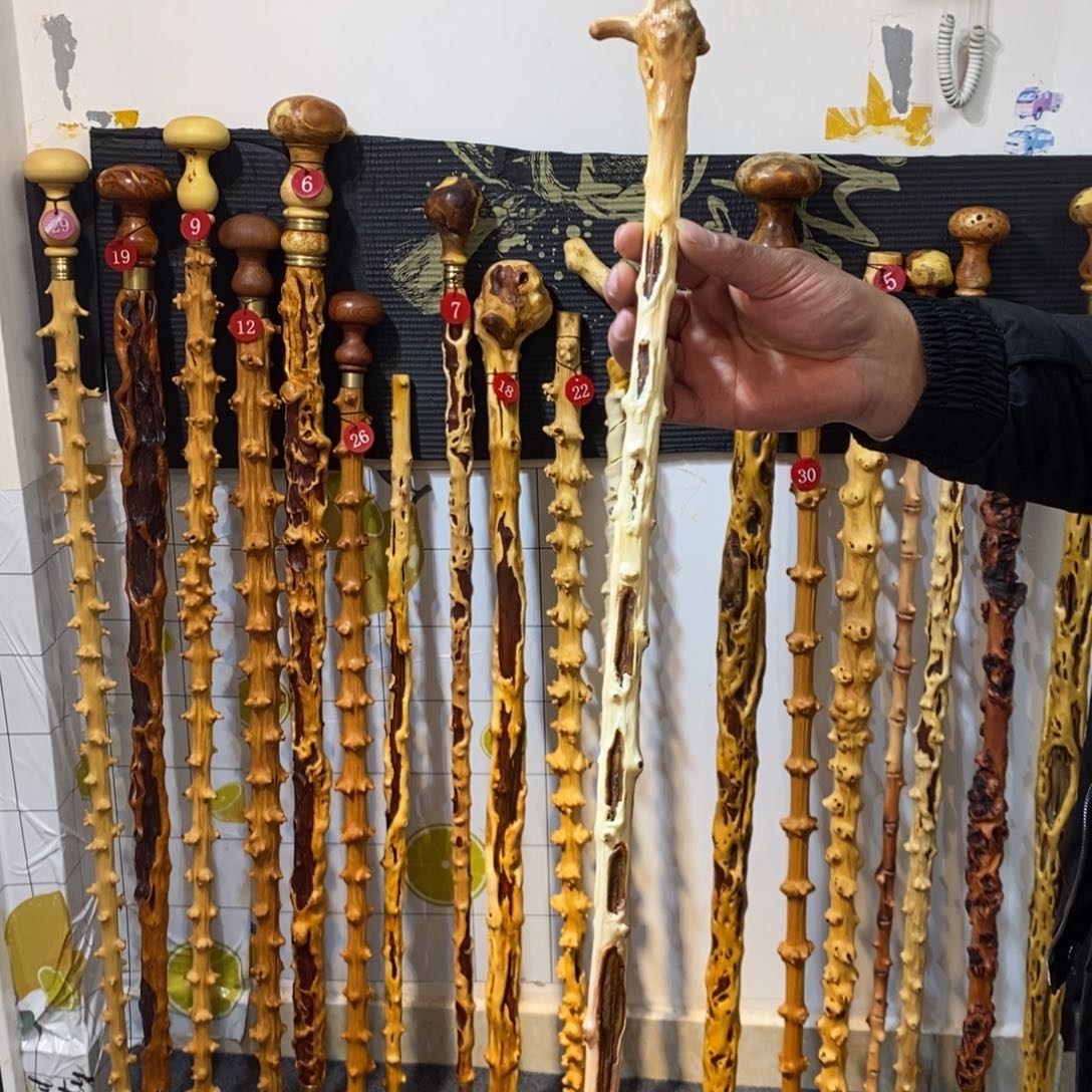 鸿***头南对节文明棍登山棍