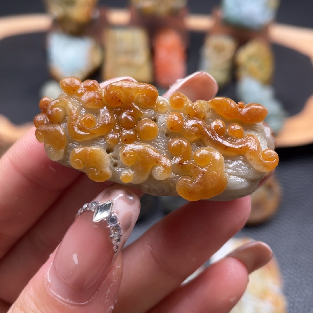 定制翡翠未镶嵌翡翠