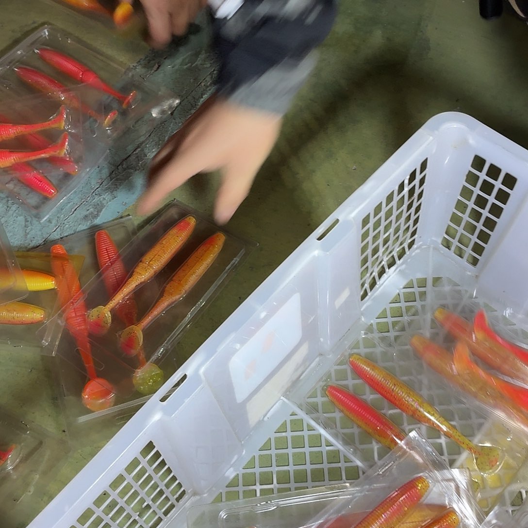 S6-全部颜色随机  