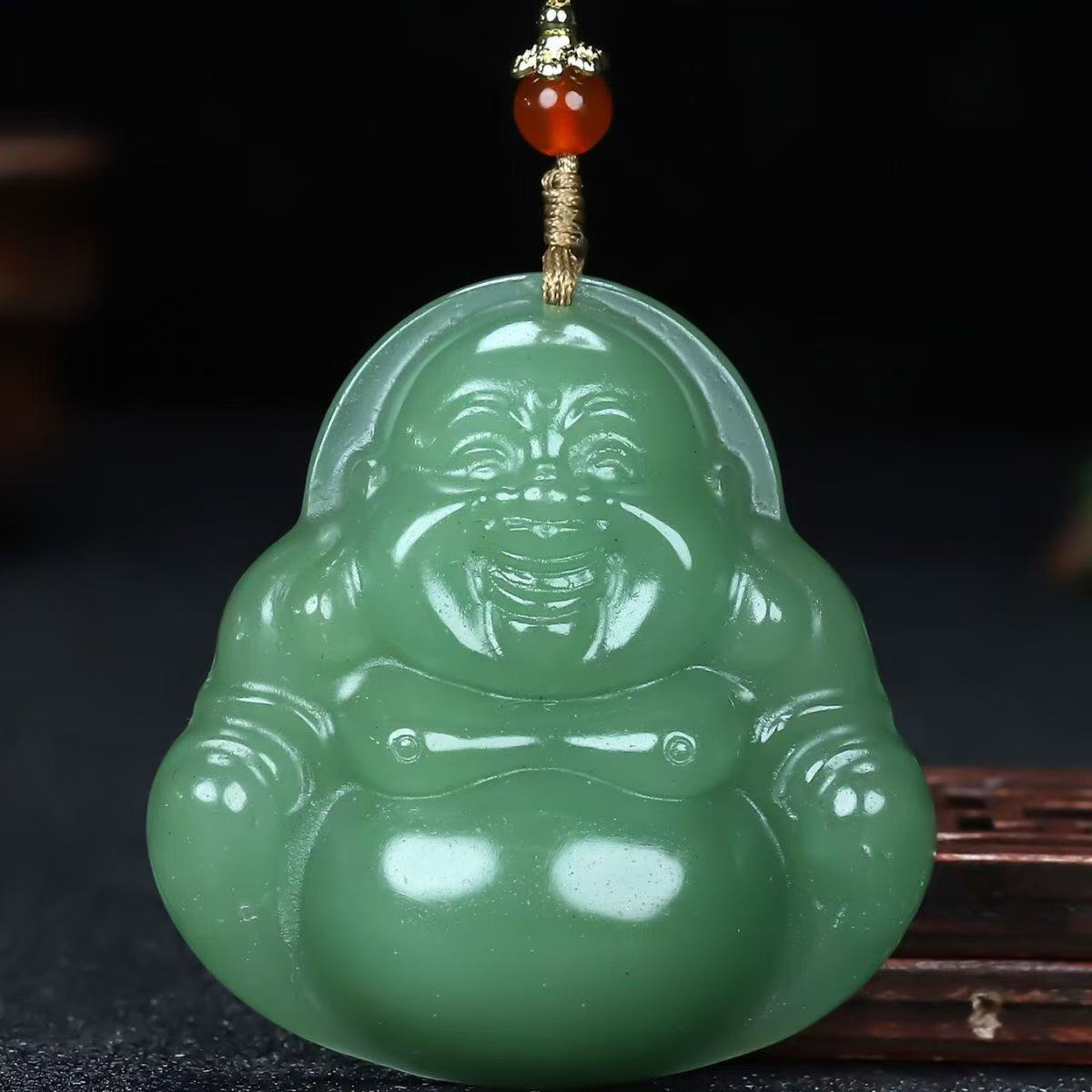 东陵玉佛公45mm到50mm之间精雕细琢细腻油润时尚百搭拍一发一