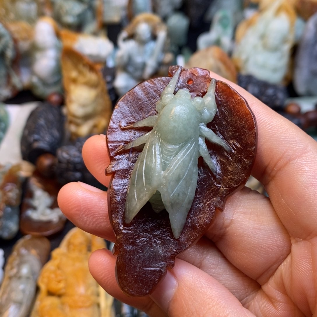 定制翡翠未镶嵌特色02