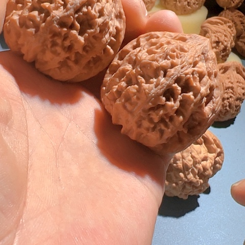 文玩核桃把件牡丹纹42