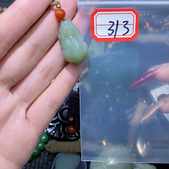 和田玉和田玉边角料随机发未镶嵌