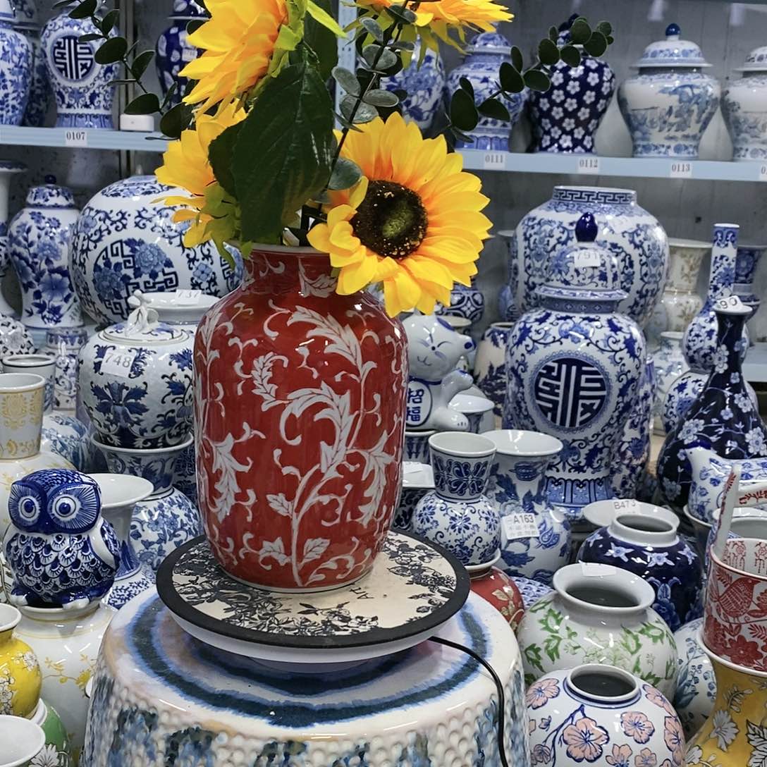 【闪购商品】摆件红色花瓶瓷器摆件…………………………