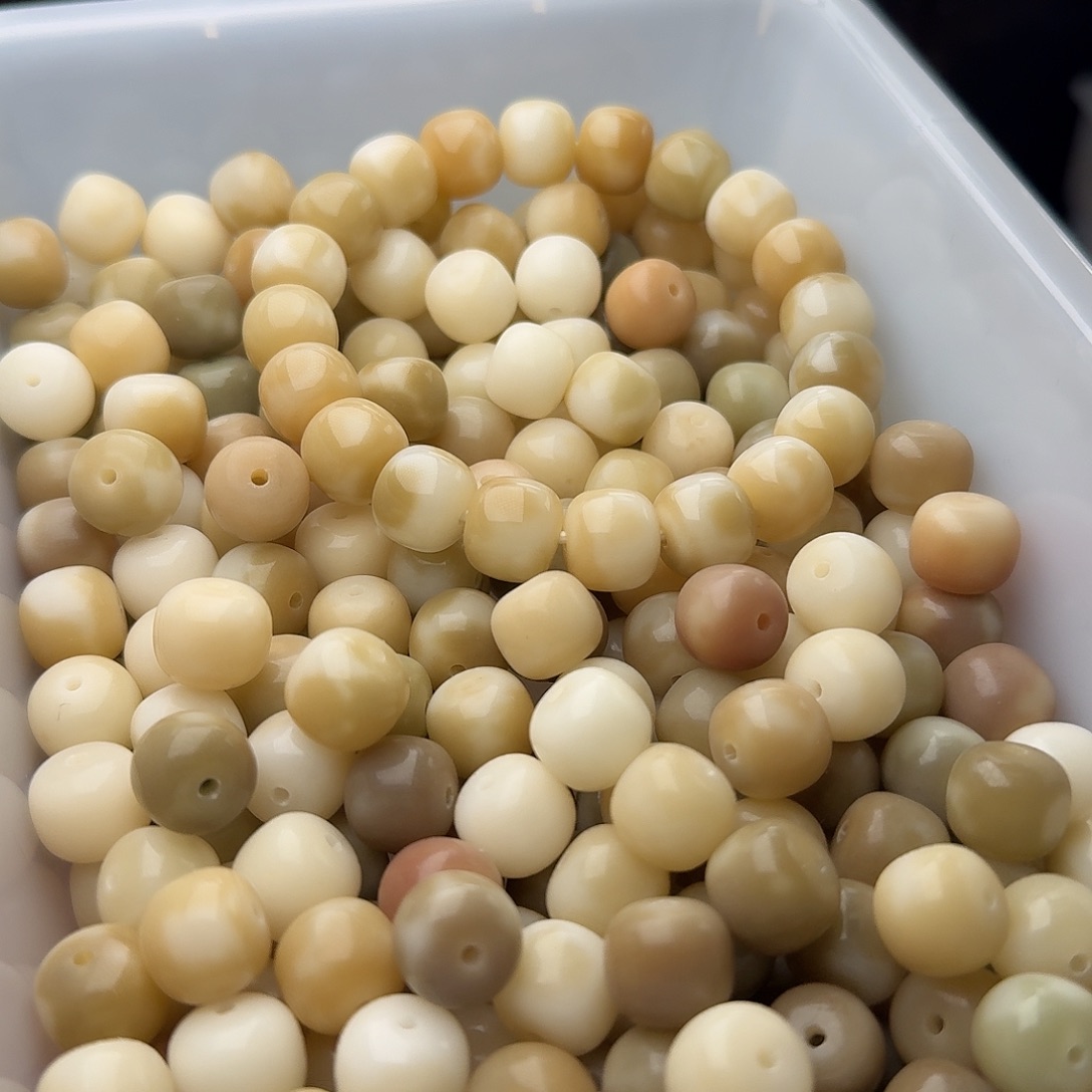 菩提根/象牙果吊坠50 颗烟灰花皮 12 桶