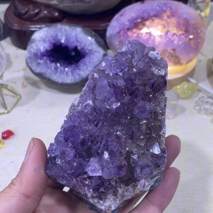 紫晶钛金摆件未镶嵌