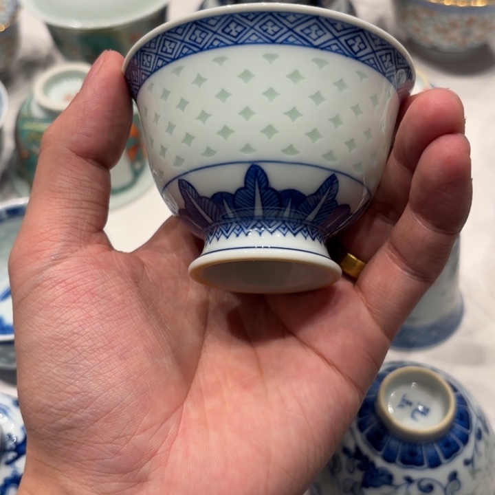 景德镇陶瓷杯子的