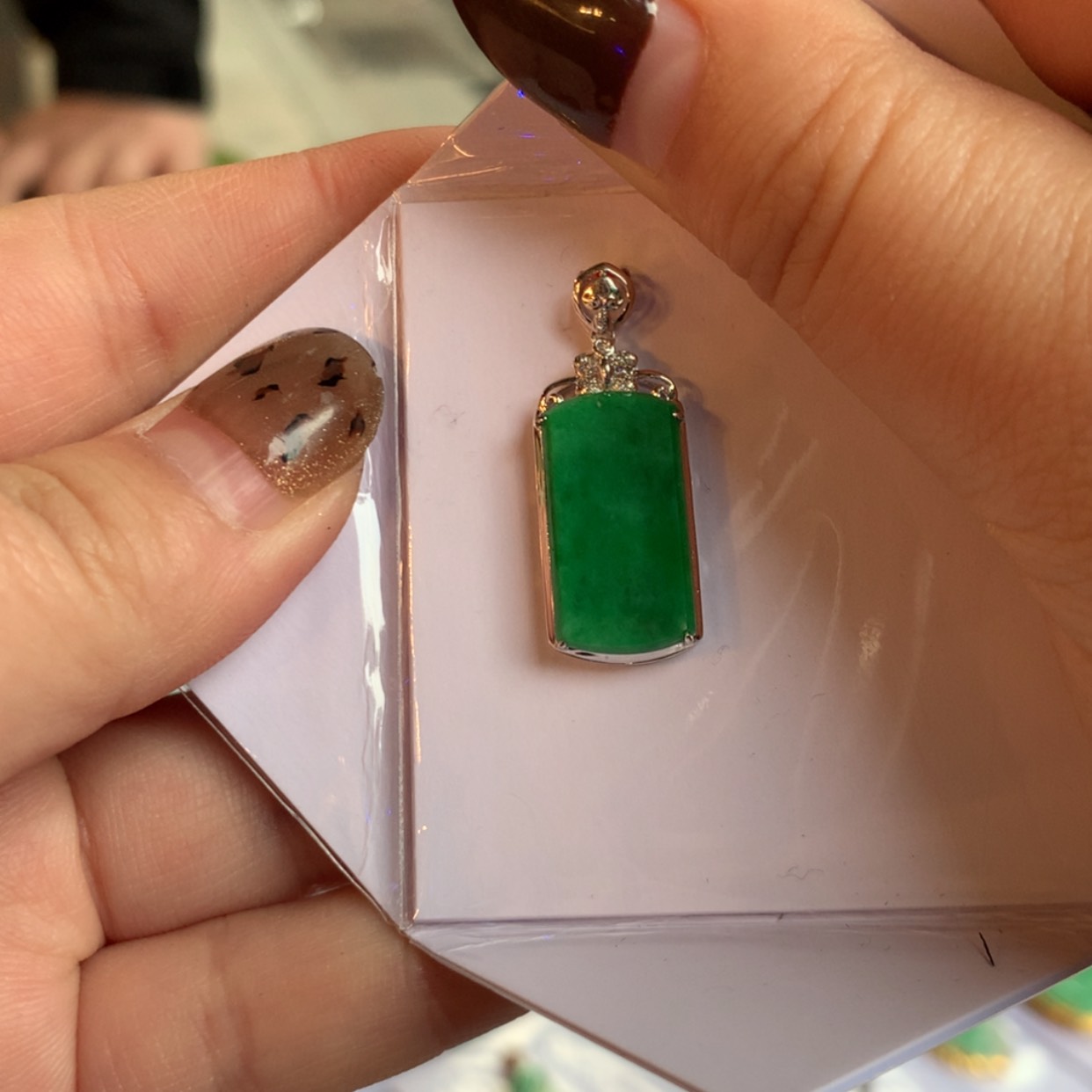 【闪购商品】翡翠颈饰18K金镶嵌王*学无事牌