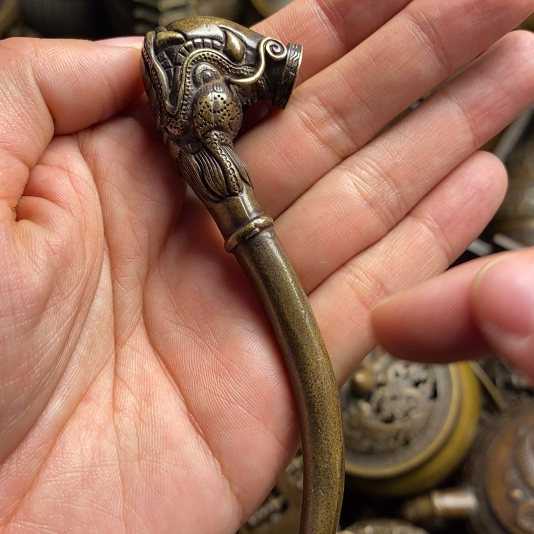 精美铜器做工精良