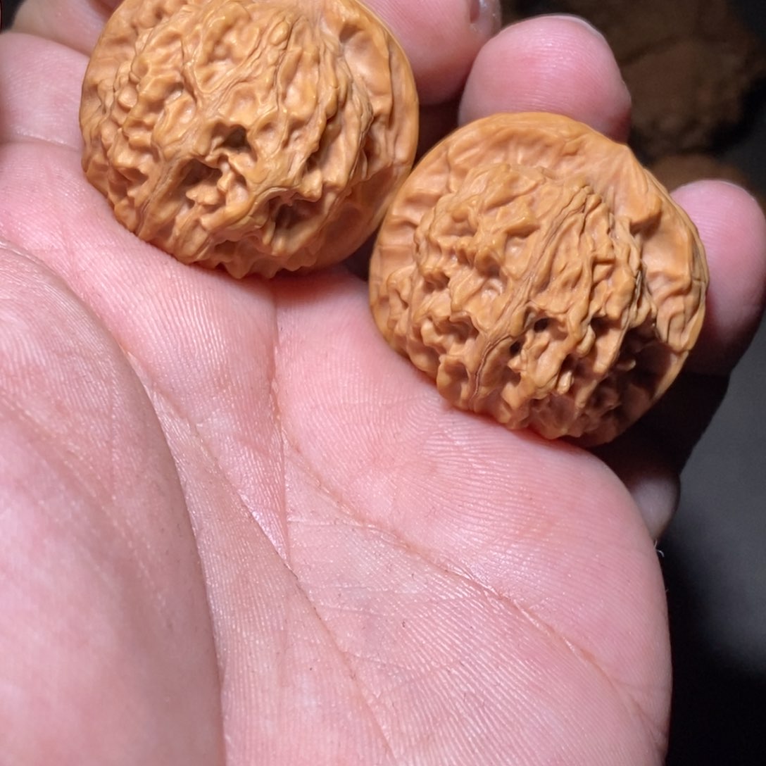 文玩核桃吊坠天地