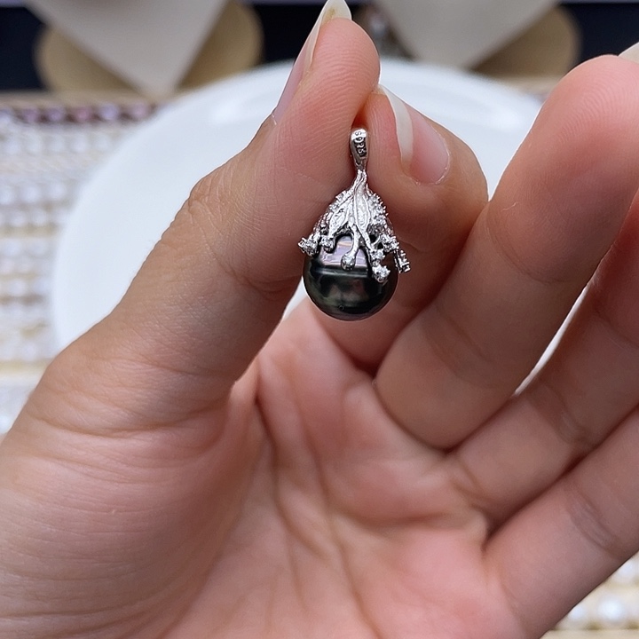 阿***欠淡水珍珠颈饰银S925镶嵌