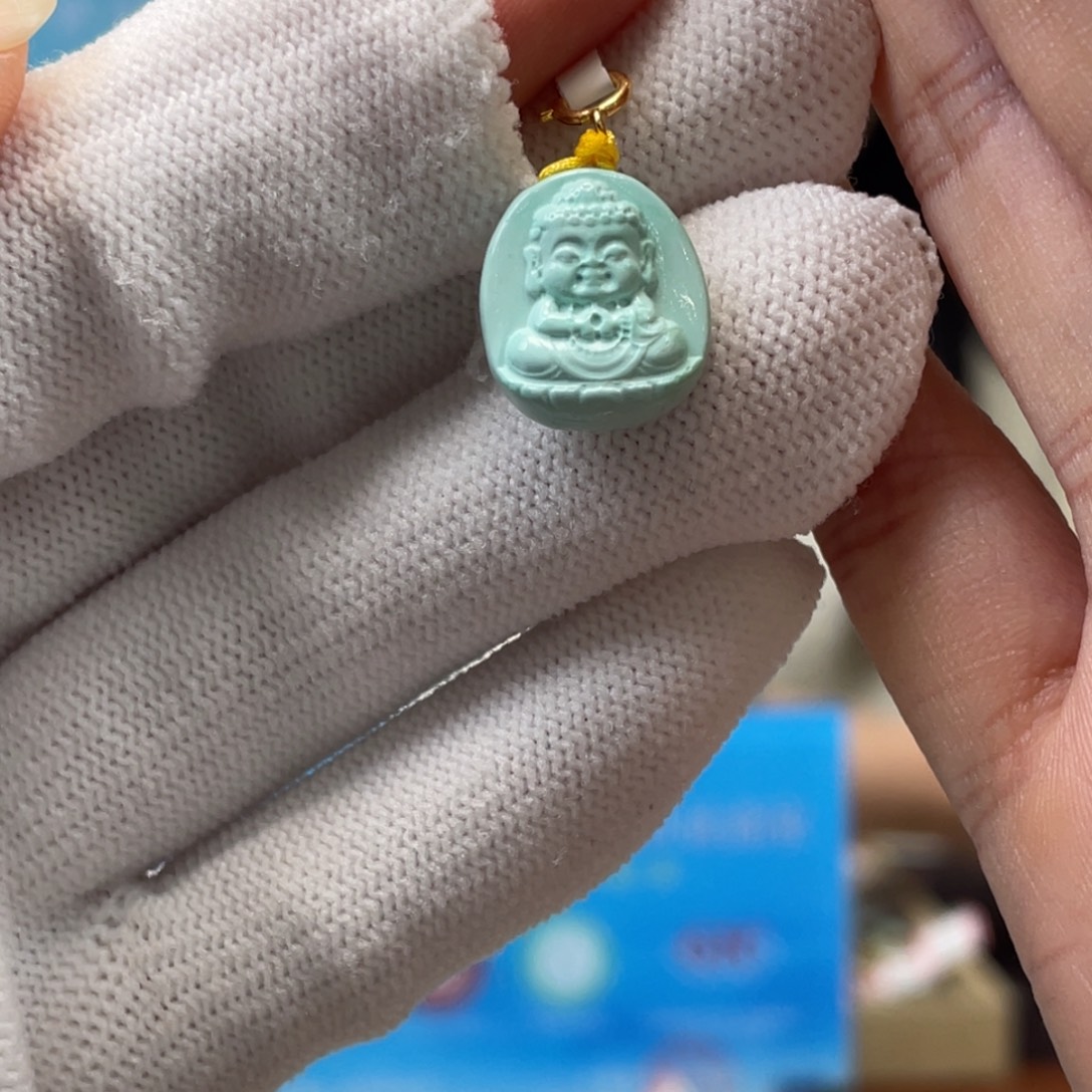 绿松石未镶嵌挂件