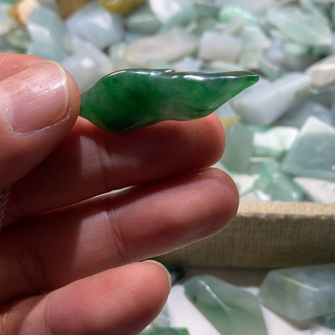 定制翡翠未镶嵌萌*纸