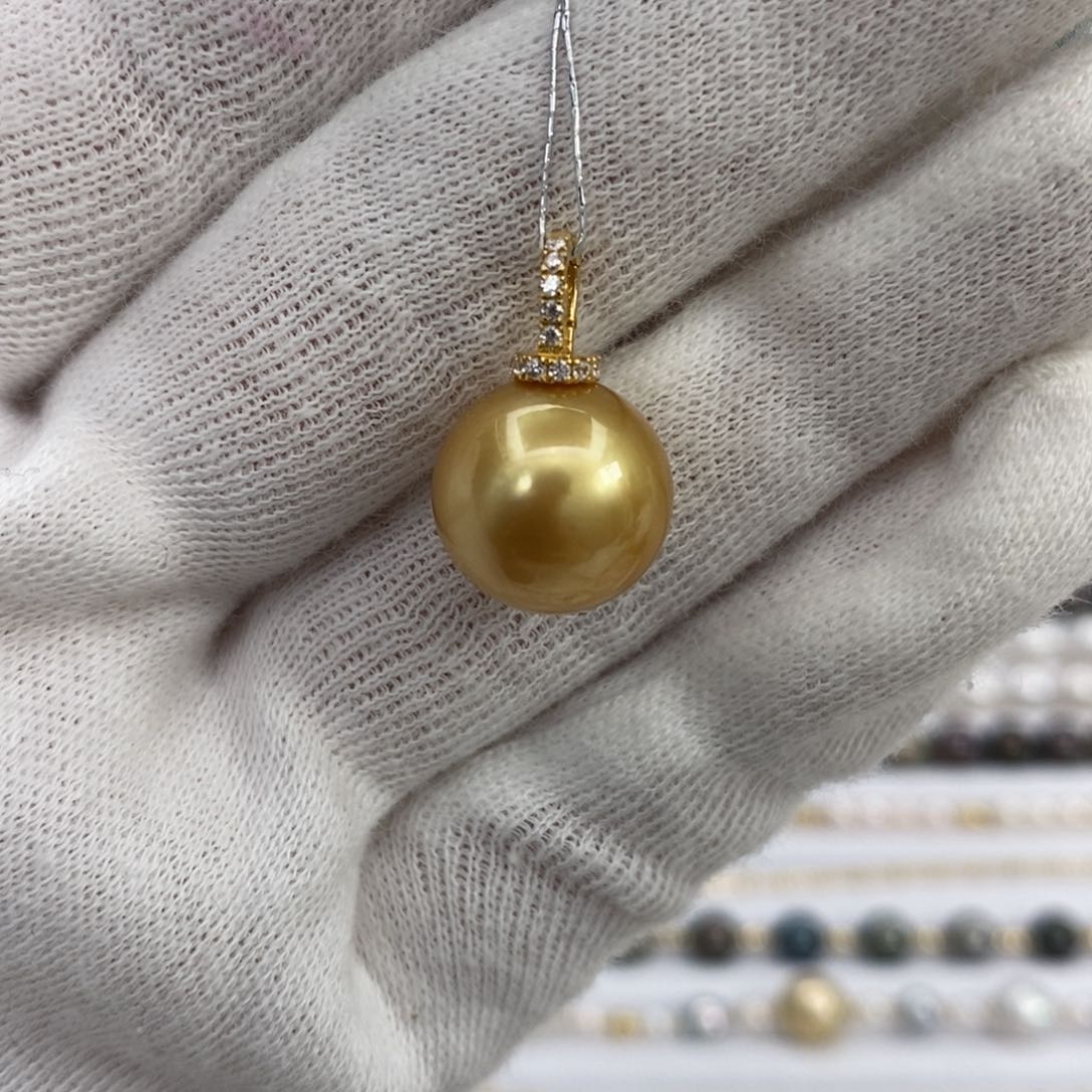 海水珍珠颈饰18K金镶嵌13-14m m