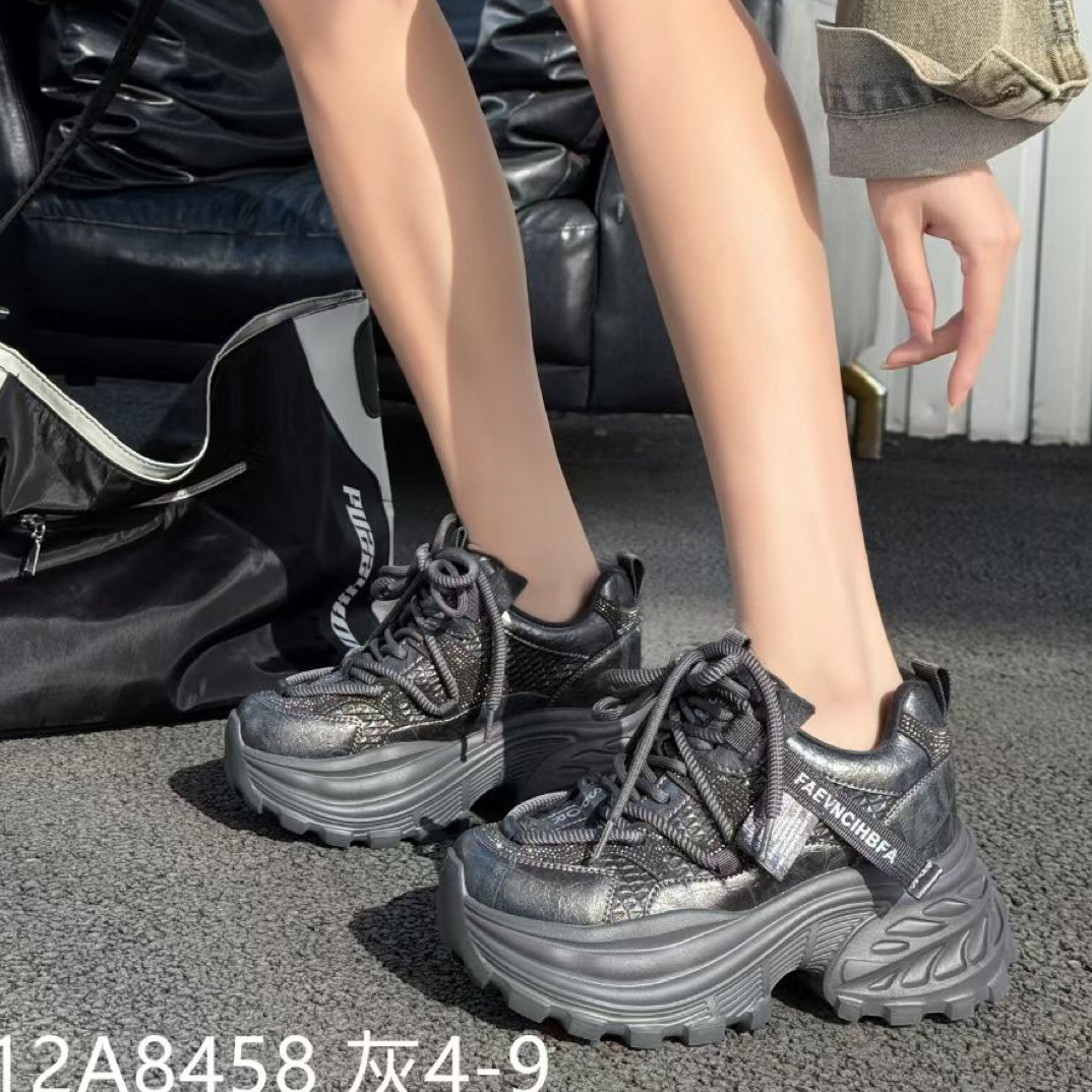 12A8458松糕加绒新款厚底增高显瘦水钻系带时尚舒适百搭女老爹鞋