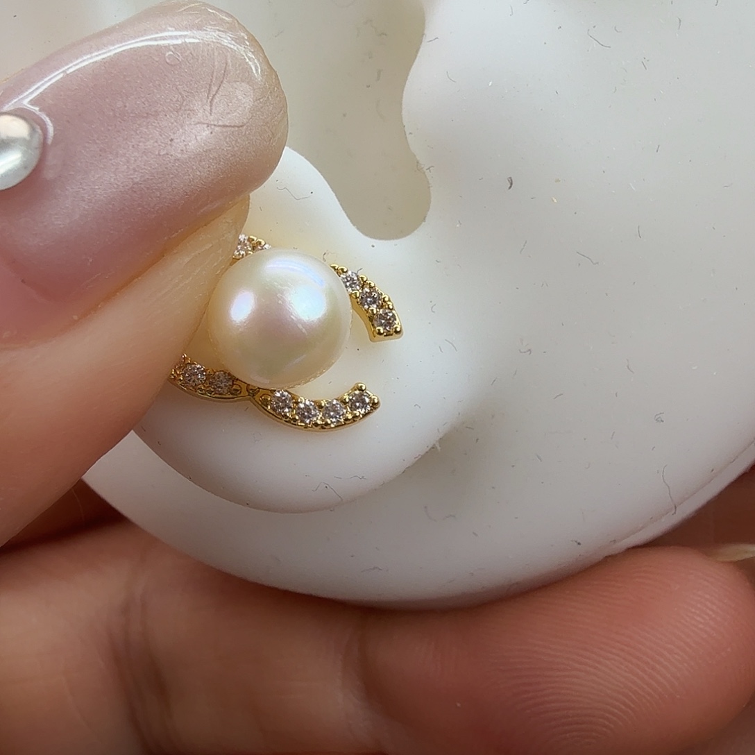 淡水珍珠未镶嵌耳饰