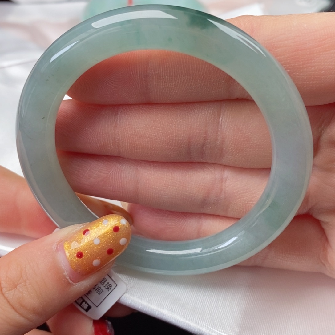 翡翠手镯未镶嵌54圆条