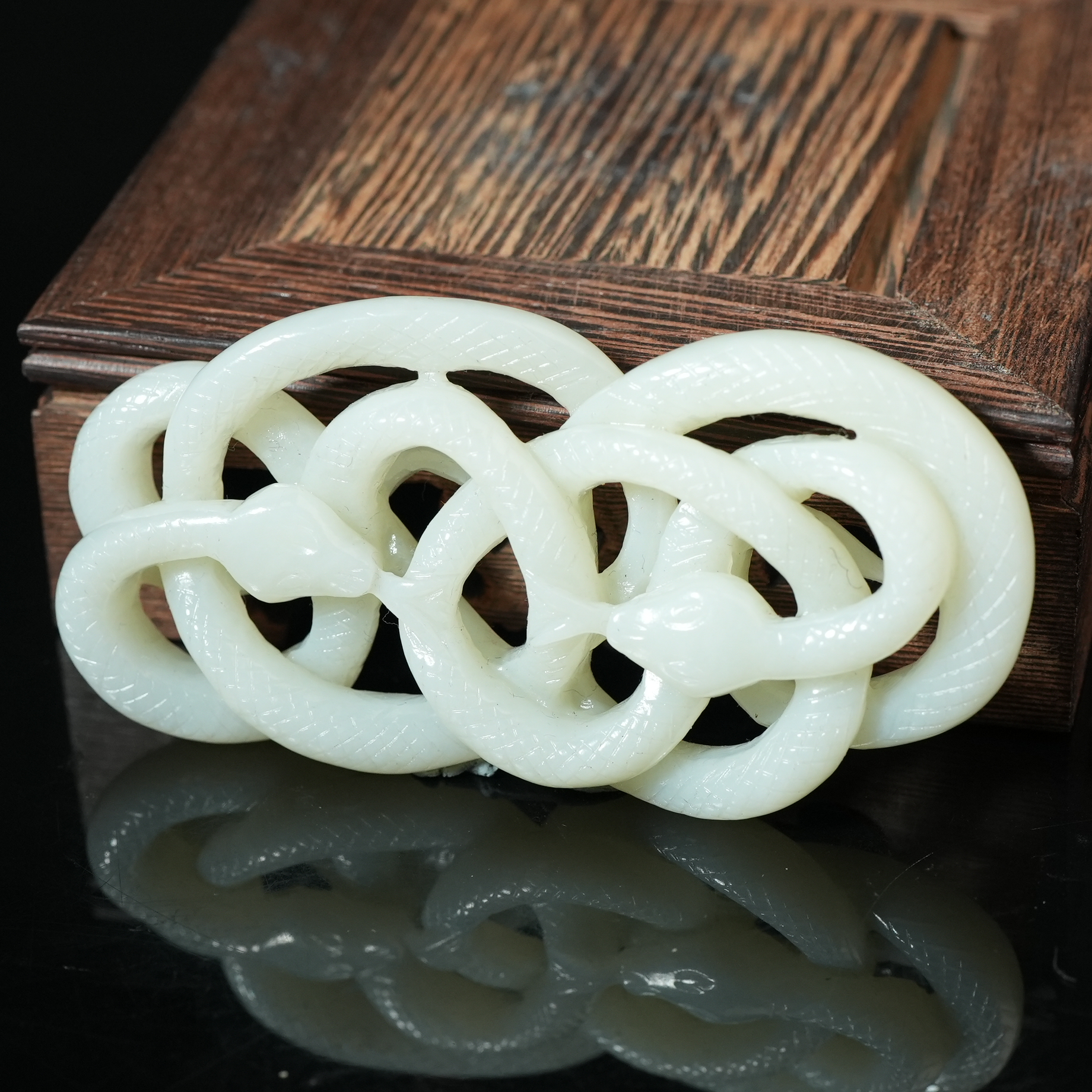 清代和田玉双蛇佩【华豫之门】LLFF2501112025