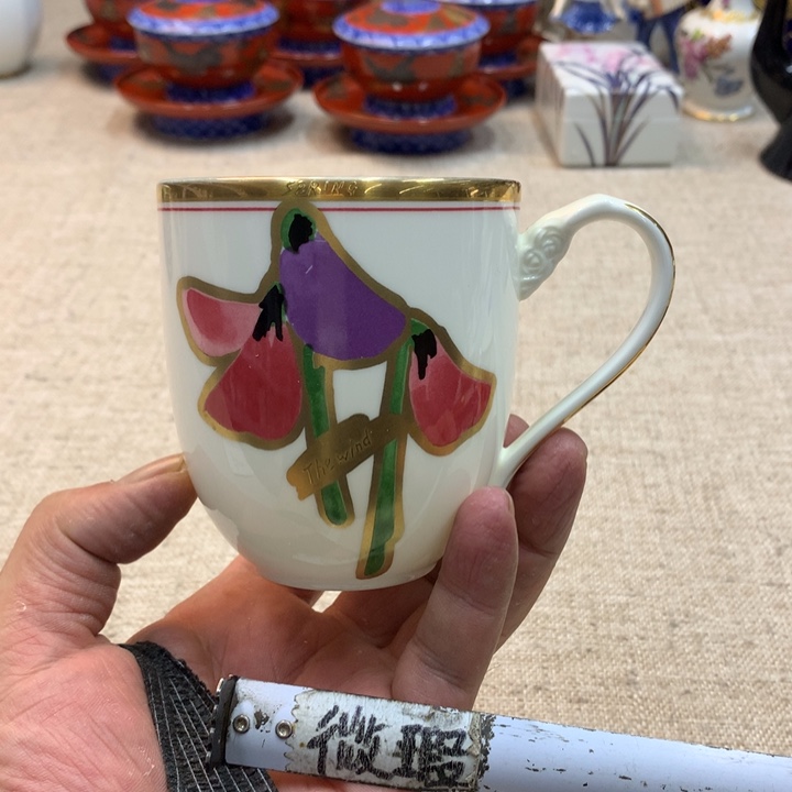 瓷片哈哈哈哈哈我