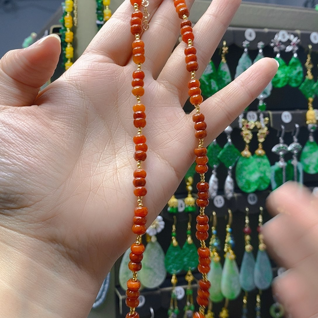 未镶嵌翡翠耳饰翡翠