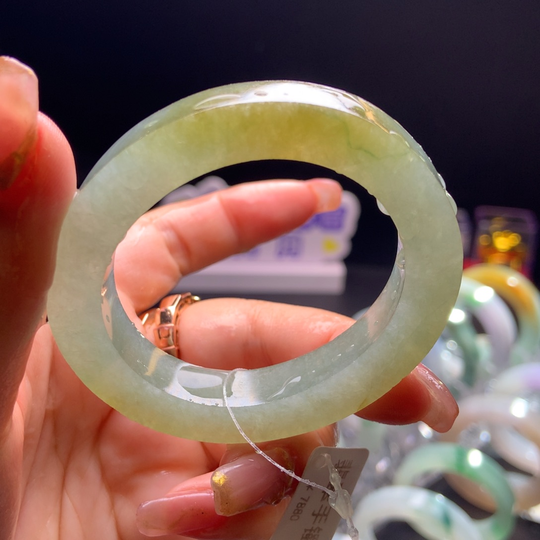 定制翡翠手镯未镶嵌