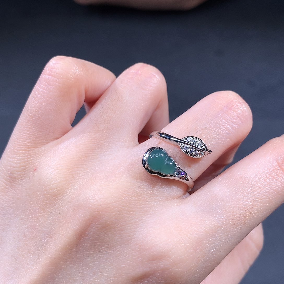 未镶嵌戒指翡翠翡翠