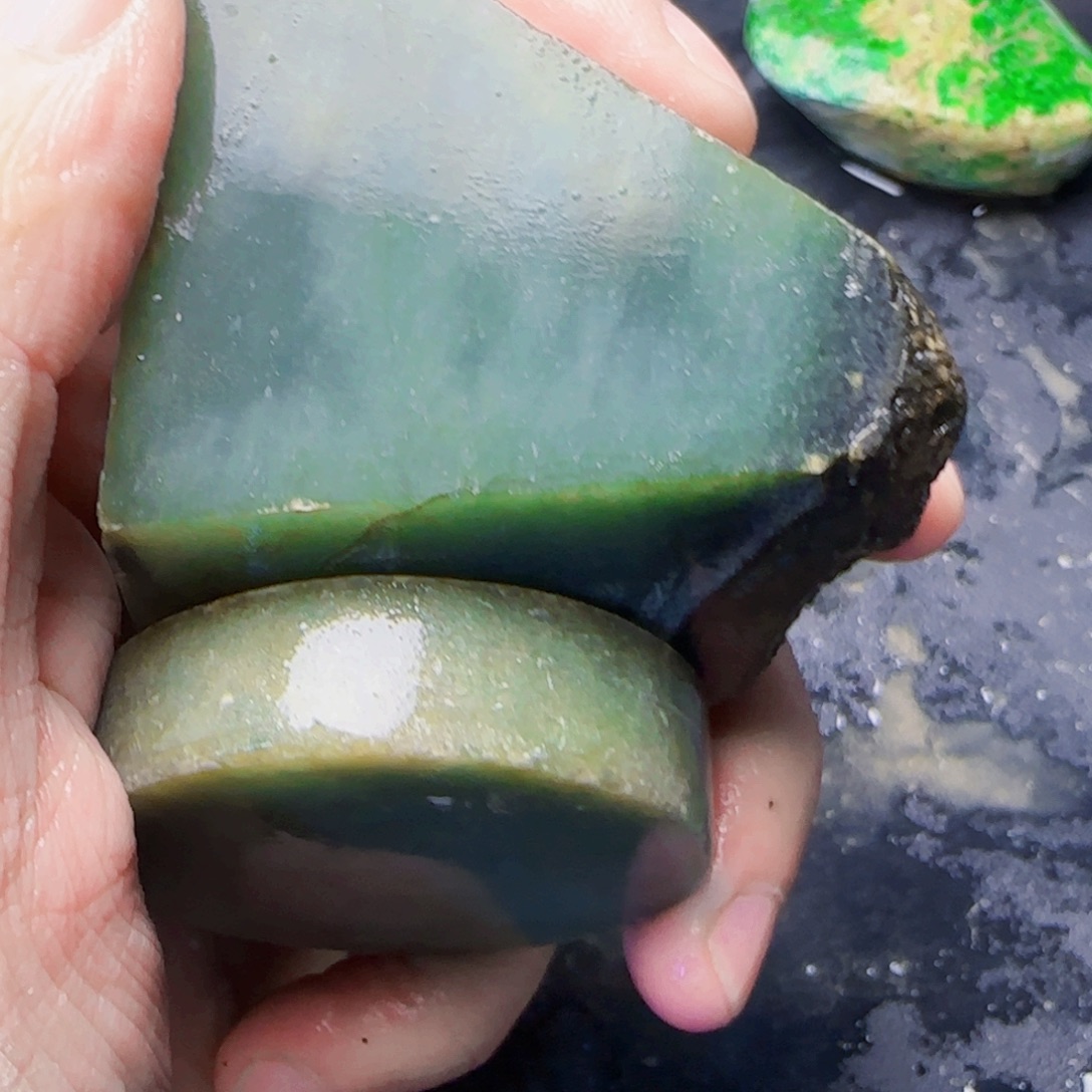 浙***溪翡翠未镶嵌颈饰36