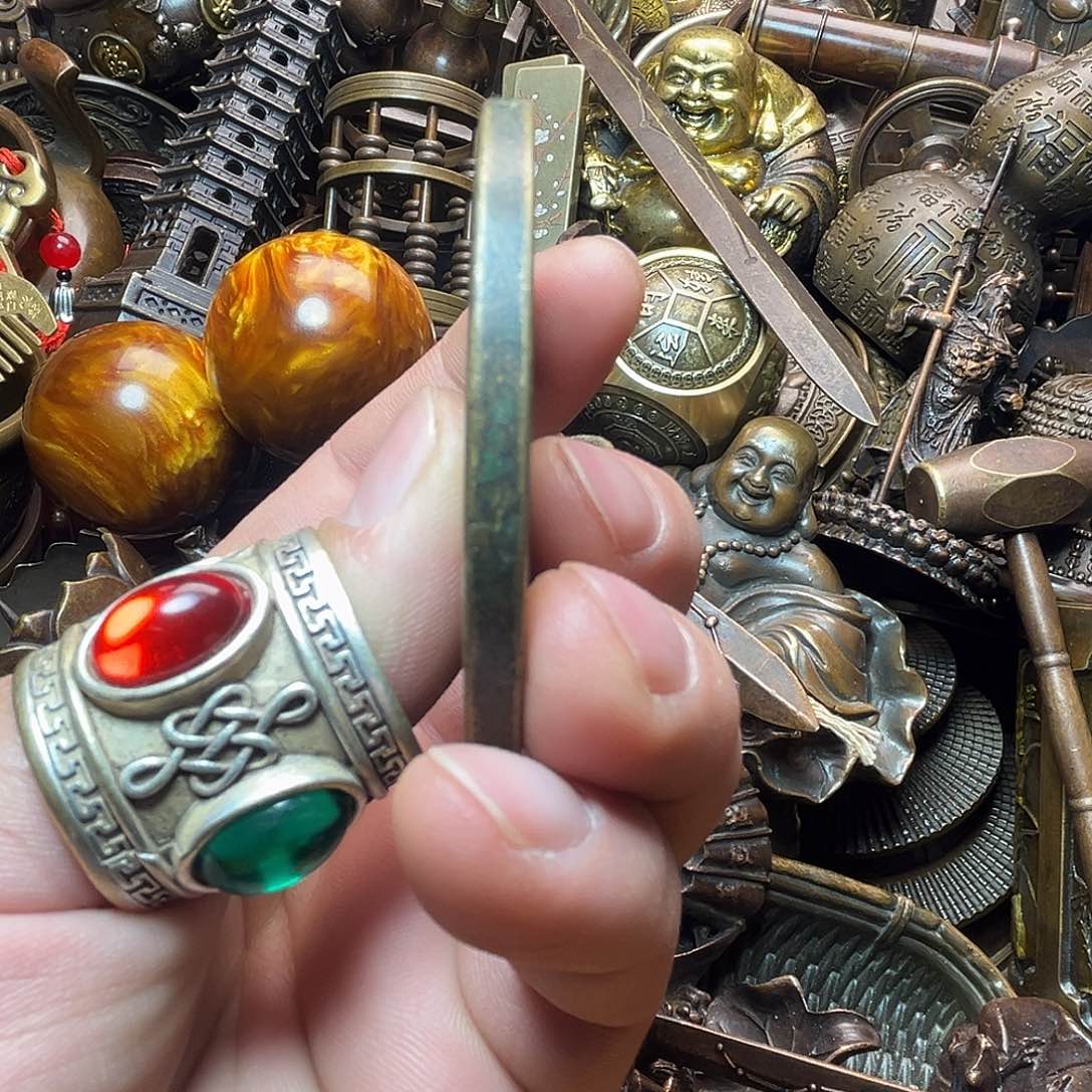 精美铜器收藏品等