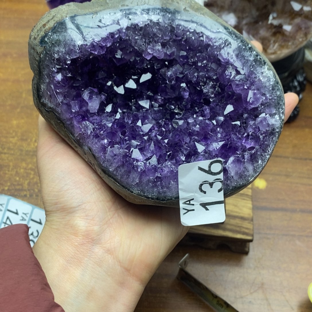 水晶大型摆件（非配饰）未镶嵌