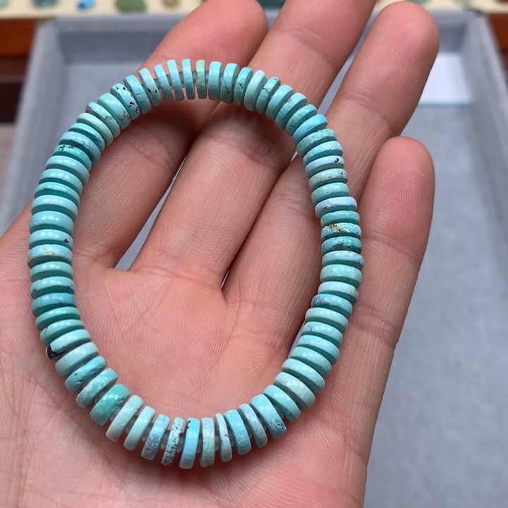 绿松石配饰未镶嵌