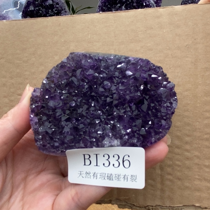 未镶嵌紫晶大型摆件（非配饰）