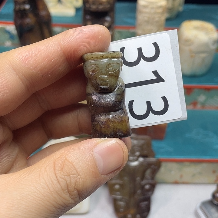 和田玉（糖玉）未镶嵌颈饰