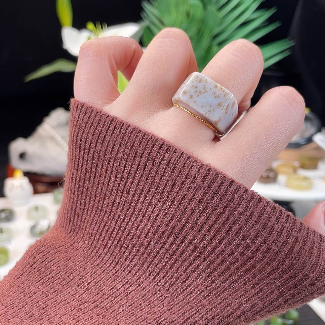 和田玉未镶嵌戒指E140牛奶可可燕麦18.2