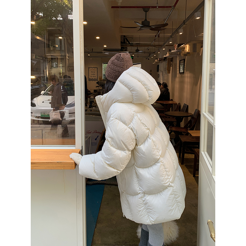 95白鸭绒云朵泡芙羽绒服女冬季中长款2025新款好看白色保暖面包服
