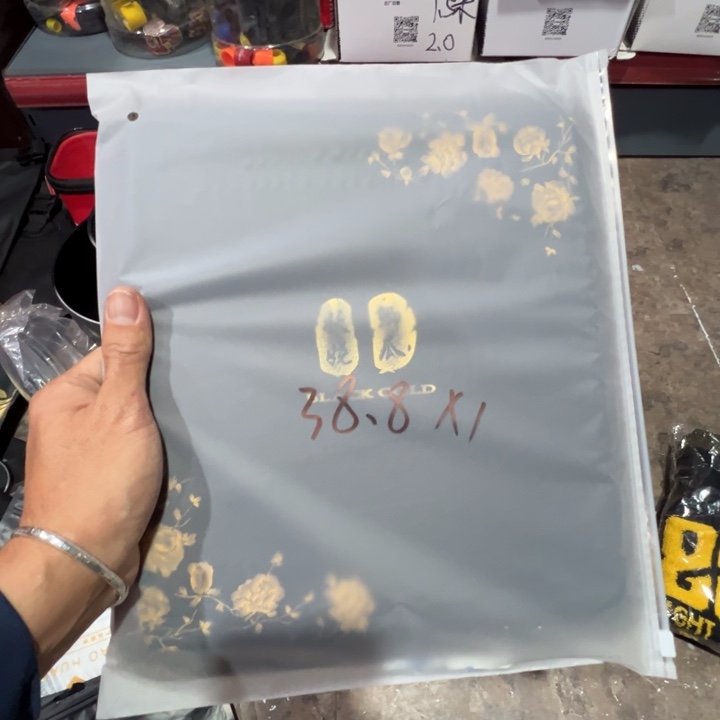 小**周鲫瓜黑坐垫一个全新