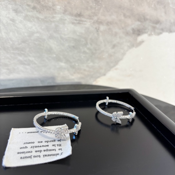 铜合金合成锆石耳饰 蝴蝶十字耳圈耳环EH3309