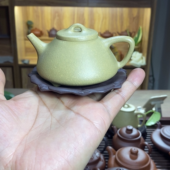 紫砂茶壶好**活子冶，半手工，本山段